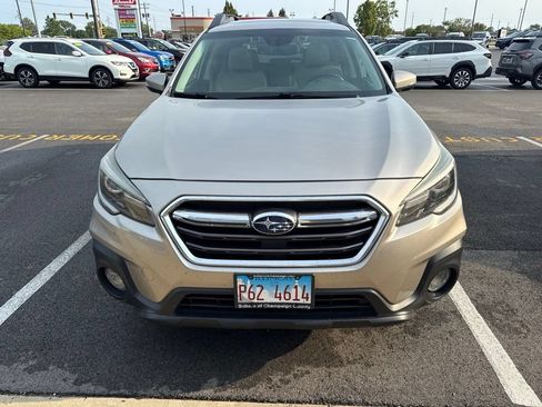 Used 2019 Subaru Outback 2.5i Limited AWD/4WD image 1