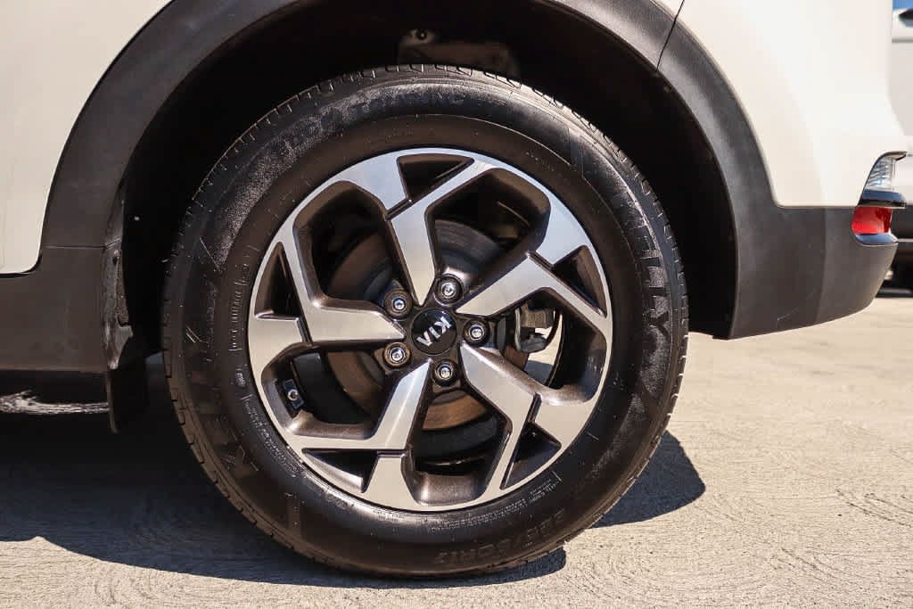 Used 2021 Kia Sportage LX AWD/4WD image 10