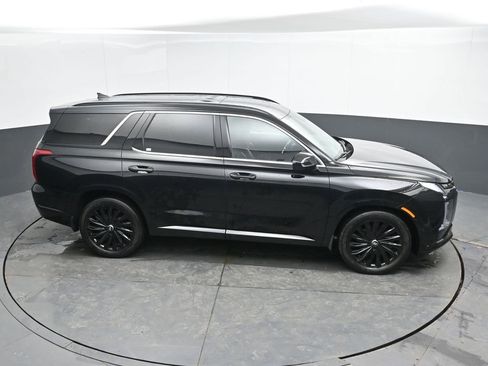 Used 2024 Hyundai Palisade Calligraphy image 32