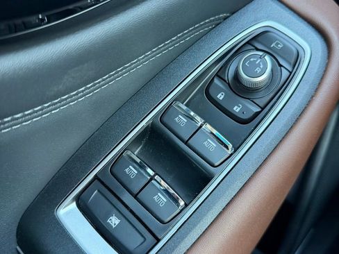 Used 2022 Subaru Outback Touring w/ Popular Package #2 image 14