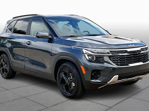 Certified 2026 Kia Seltos EX w/ EX Sunroof Package image 6