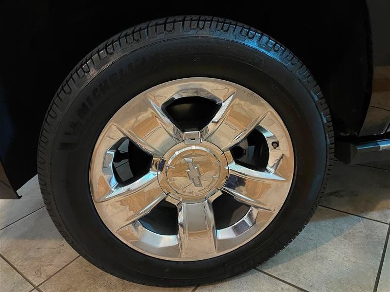 Used 2015 Chevrolet Suburban LTZ AWD/4WD image 44