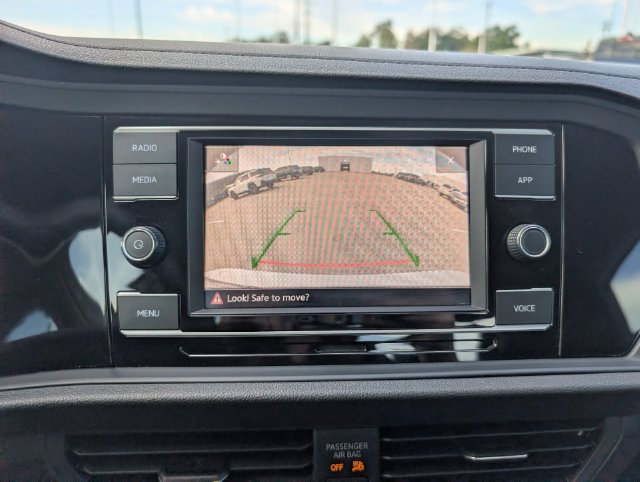 Used 2022 Volkswagen Jetta SE FWD image 16