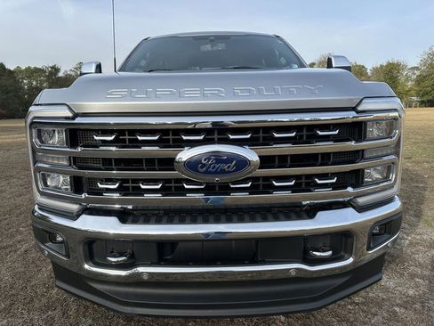 Used 2023 Ford F250 Lariat w/ Lariat Ultimate Package image 2