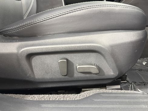 Used 2018 Subaru Outback 2.5i Limited AWD/4WD image 35
