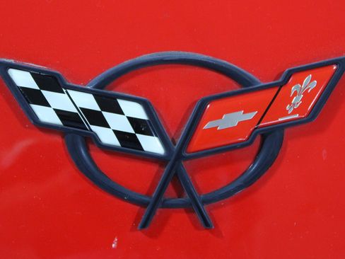 Used 2002 Chevrolet Corvette Convertible w/ Preferred Equipment Group2 RWD image 11