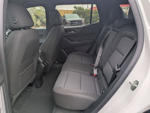 New 2026 Chevrolet Equinox LT w/ Safety and Technology Package image 14