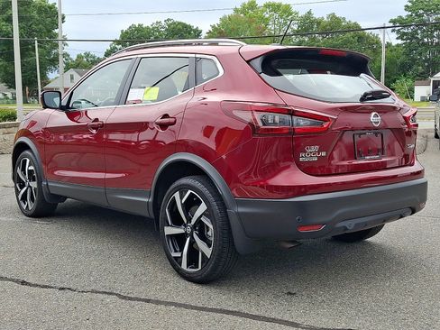 Used 2021 Nissan Rogue Sport SL w/ Premium Package AWD/4WD image 4