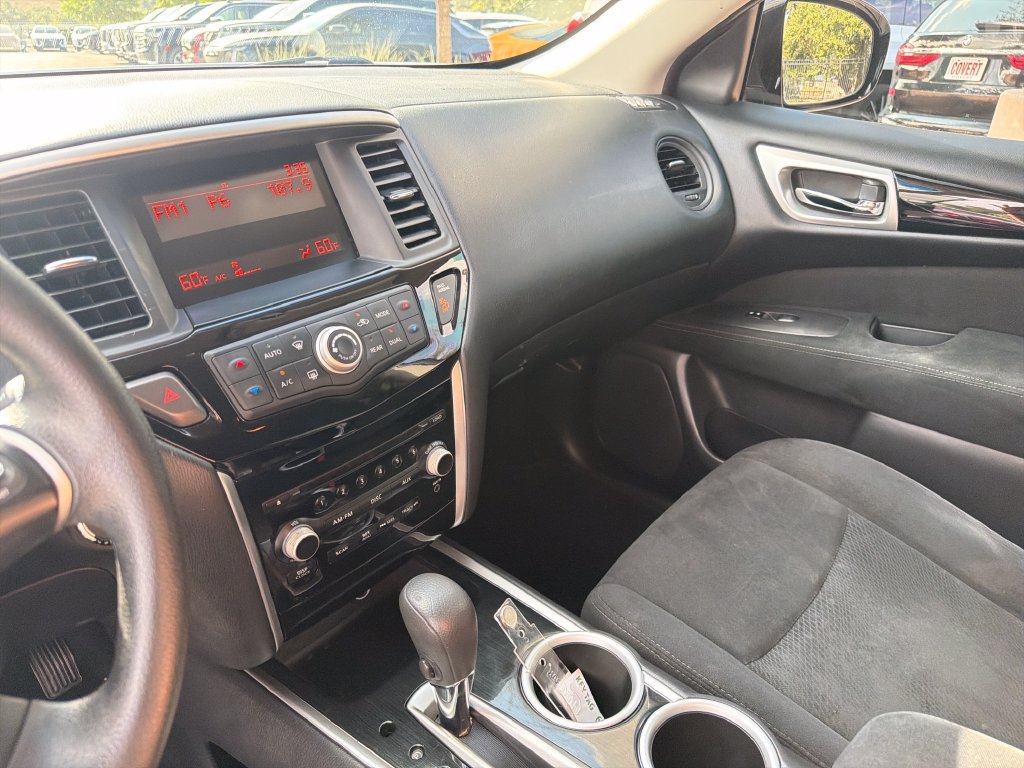 Used 2015 Nissan Pathfinder S FWD image 21