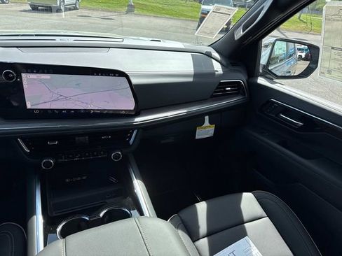 New 2026 Chevrolet Tahoe Premier AWD/4WD image 22