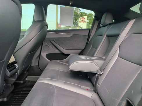 Used 2026 Tesla Model Y 2WD image 25