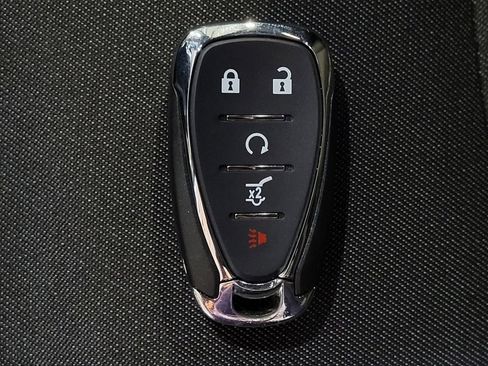 Used 2020 Chevrolet Equinox LT image 32