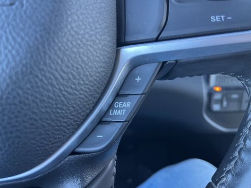 Used 2024 RAM 3500 Big Horn w/ Night Edition image 27