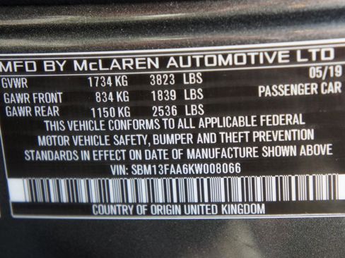 Used 2019 McLaren 570S Spider image 36