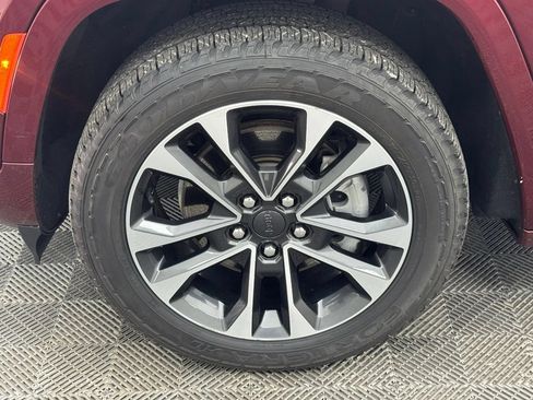 Used 2022 Jeep Grand Cherokee L Overland AWD/4WD image 17