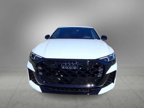 New 2026 Audi RS Q8 performance image 3