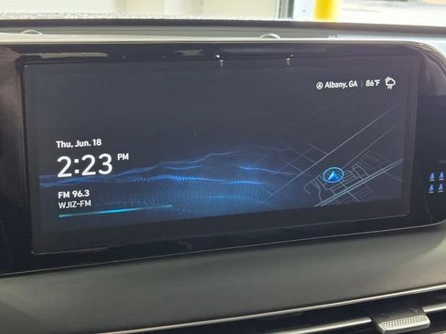 Certified 2025 Hyundai Palisade SEL FWD image 22