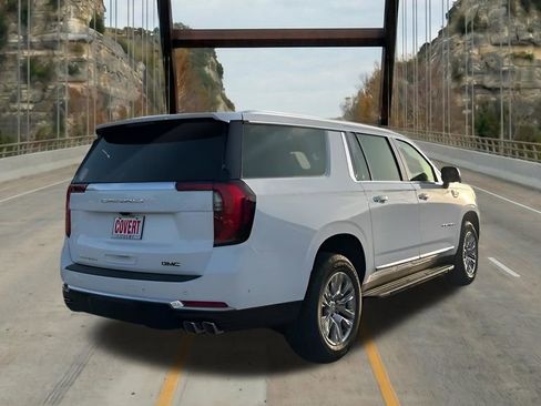 New 2026 GMC Yukon XL Denali RWD image 10