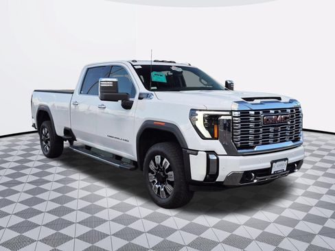 Certified 2024 GMC Sierra 2500 Denali w/ Snow Plow Prep/Camper Package AWD/4WD image 2