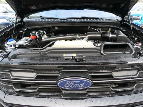 Used 2025 Ford Expedition Max Active AWD/4WD image 28