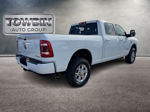 Used 2024 RAM 2500 Laramie AWD/4WD image 3