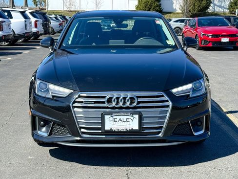 Used 2019 Audi A4 2.0T Premium w/ Convenience Package image 2