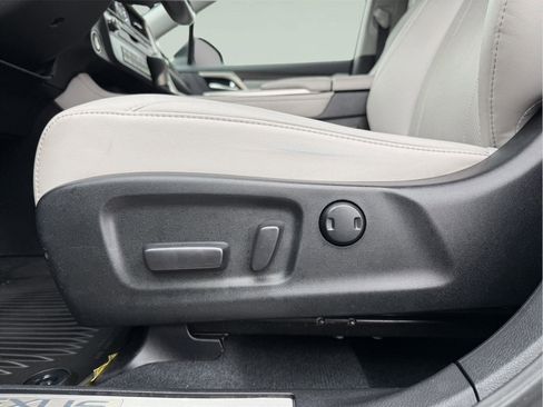 Used 2021 Lexus RX 350 w/ Premium Package image 10