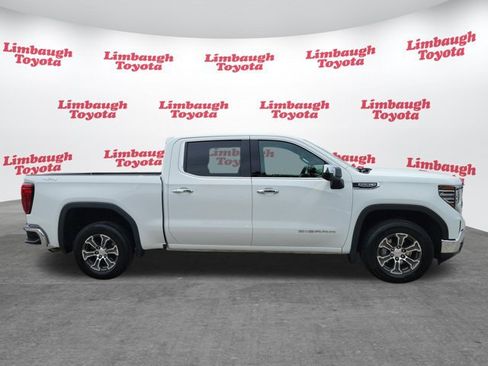 Used 2025 GMC Sierra 1500 SLT AWD/4WD image 2