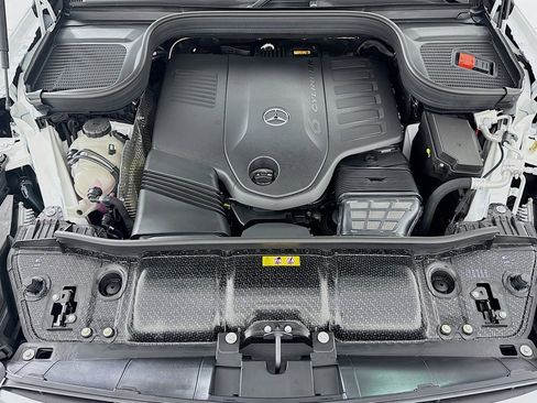 New 2026 Mercedes-Benz GLS 450 4MATIC image 11