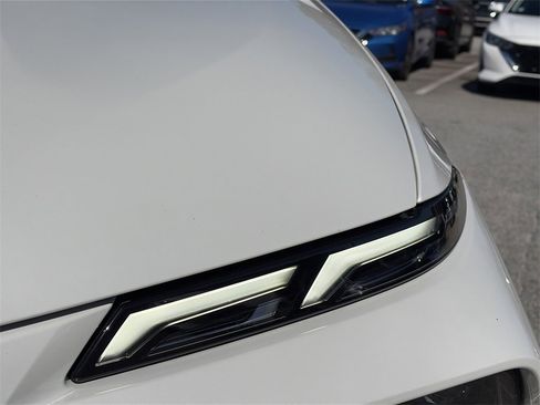 Used 2024 BMW X7 xDrive40i w/ Premium Package image 29