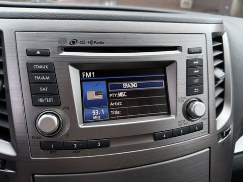 Used 2014 Subaru Outback 2.5i Premium image 20