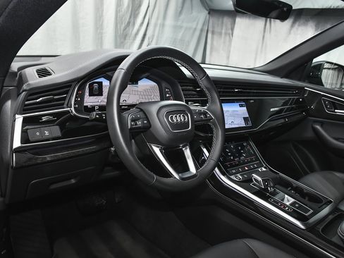 Used 2025 Audi Q8 Premium w/ Black Optic Package image 17