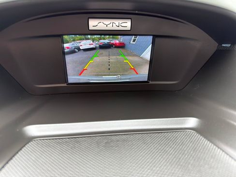 Used 2017 Ford Escape SE AWD/4WD image 14