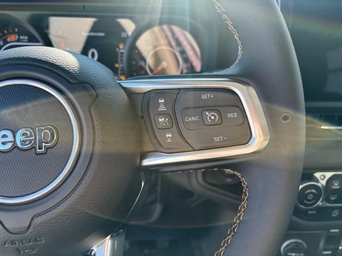 New 2025 Jeep Wrangler Unlimited Sahara w/ Safety Group AWD/4WD image 15
