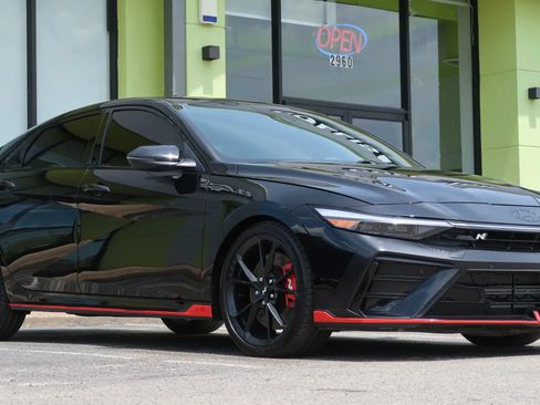 Used 2025 Hyundai Elantra N FWD image 6