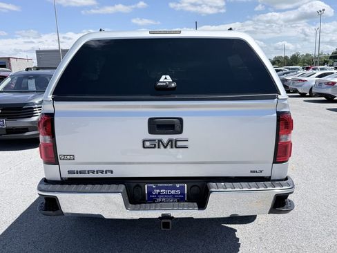 Used 2015 GMC Sierra 1500 SLT w/ SLT Crew Cab Value Package AWD/4WD image 8
