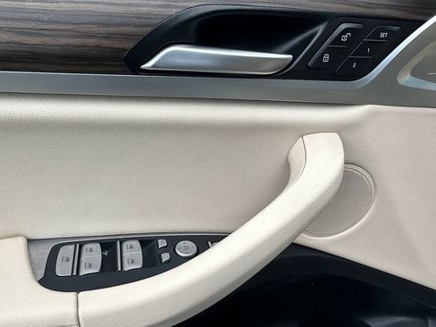 Used 2020 BMW X4 xDrive30i w/ Convenience Package image 11