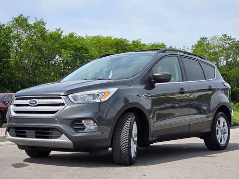 Used 2018 Ford Escape SEL w/ Ford Safe & Smart Package FWD image 22