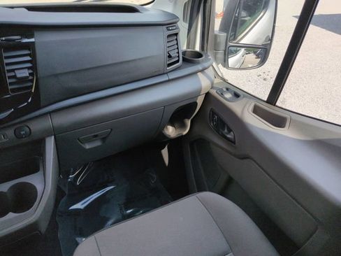 Used 2024 Ford Transit 350 XLT RWD image 21