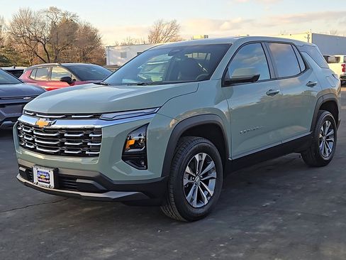 New 2026 Chevrolet Equinox LT w/ Safety and Technology Package image 8
