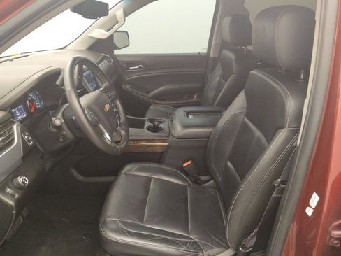 Used 2016 Chevrolet Suburban LT RWD image 17