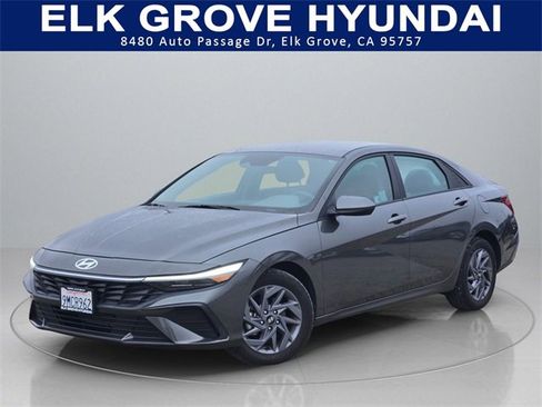 Certified 2024 Hyundai Elantra SEL image 1