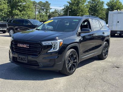 Used 2022 GMC Terrain SLE w/ Driver Convenience Package