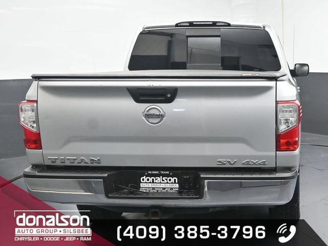 Used 2017 Nissan Titan SV AWD/4WD image 4