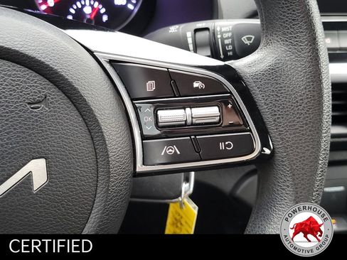 Used 2024 Kia Forte LXS FWD image 26