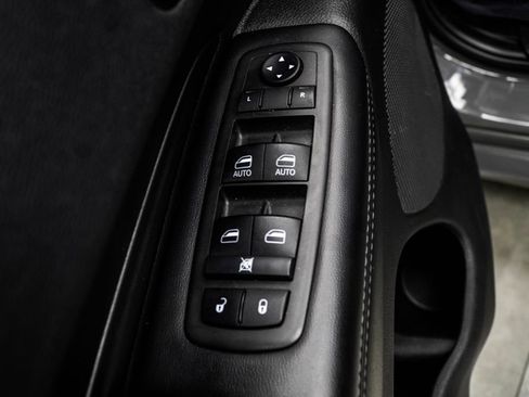 Used 2021 Dodge Durango SXT RWD image 32