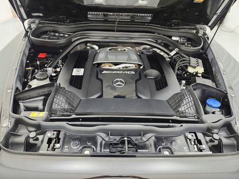 Used 2025 Mercedes-Benz G 63 AMG 4MATIC image 17