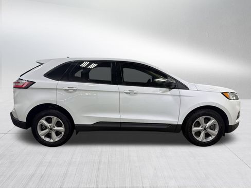 Used 2024 Ford Edge SE image 8