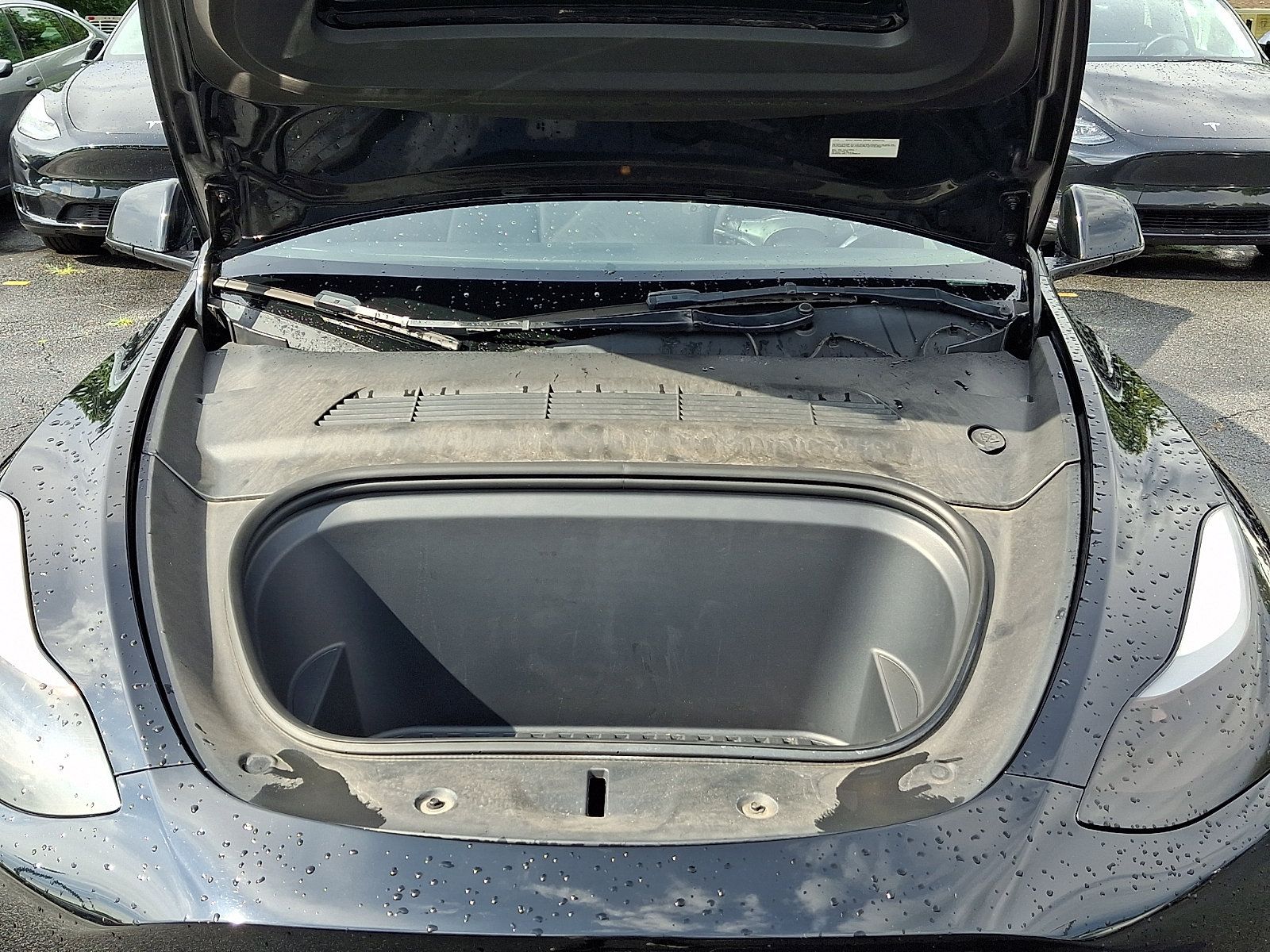 Used 2023 Tesla Model Y Performance AWD/4WD image 28