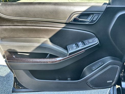 Certified 2020 GMC Yukon SLT image 22